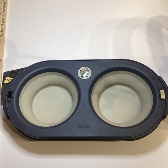Buc-ee’s Collapsible Travel Dog Food & Water Bowl Medium Size Silicone Plastic - Picture 6 of 6